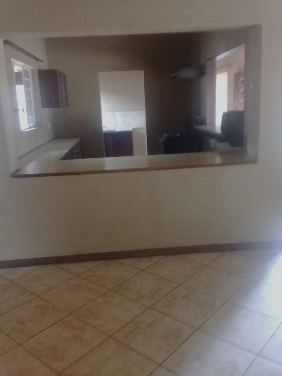 To Let 3 Bedroom Property for Rent in Schoemansville North West
